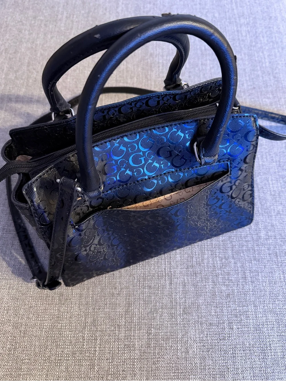 GUESS Black Embossed Logo Satchel Top Handle Zip Bag Detachable Strap